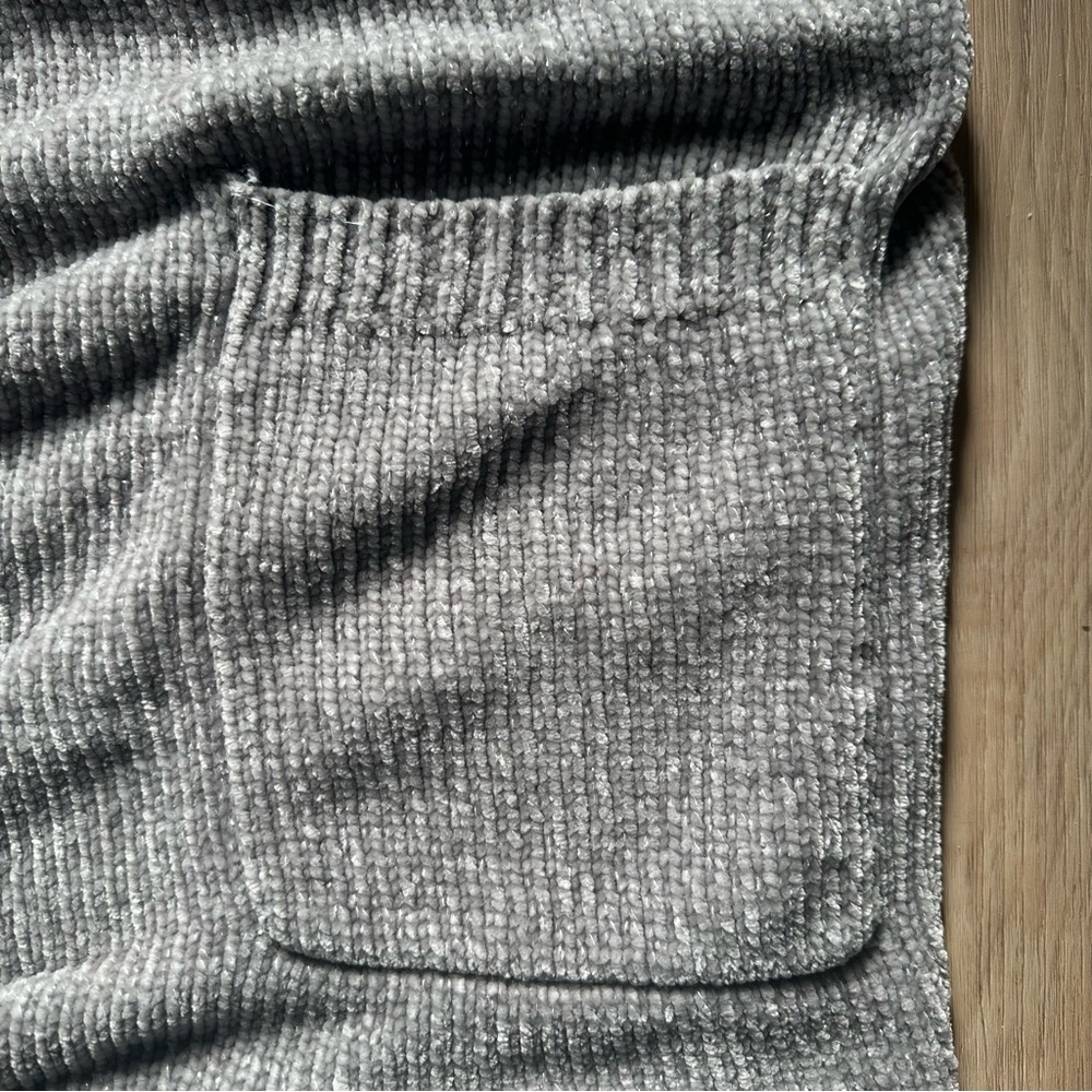 Lane Bryant Cacique Oversized Silver Chenile Women's Lounge Cardigan 26/28 SALE! - Picture 2 of 11